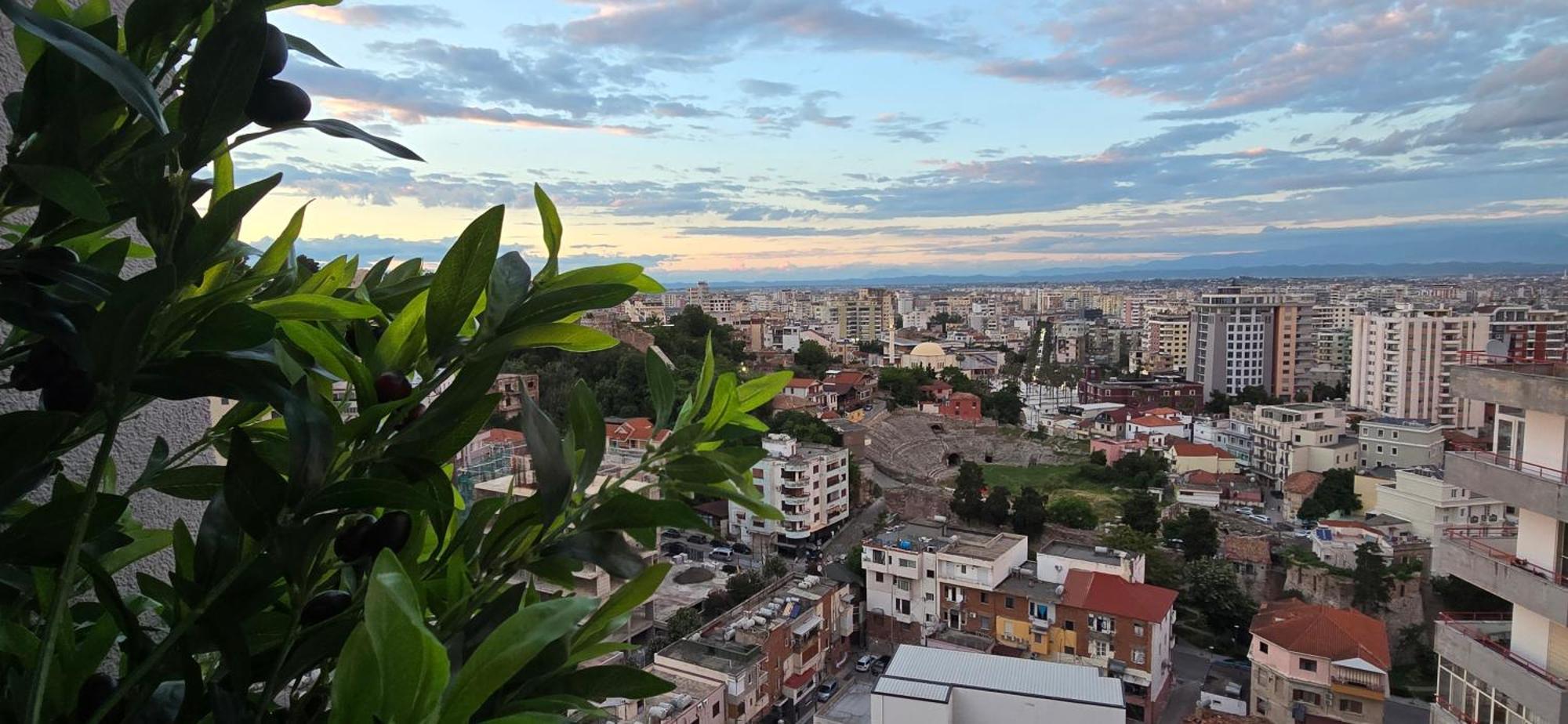 Durres City Apartment, City Center & Close To The Beach Exterior foto